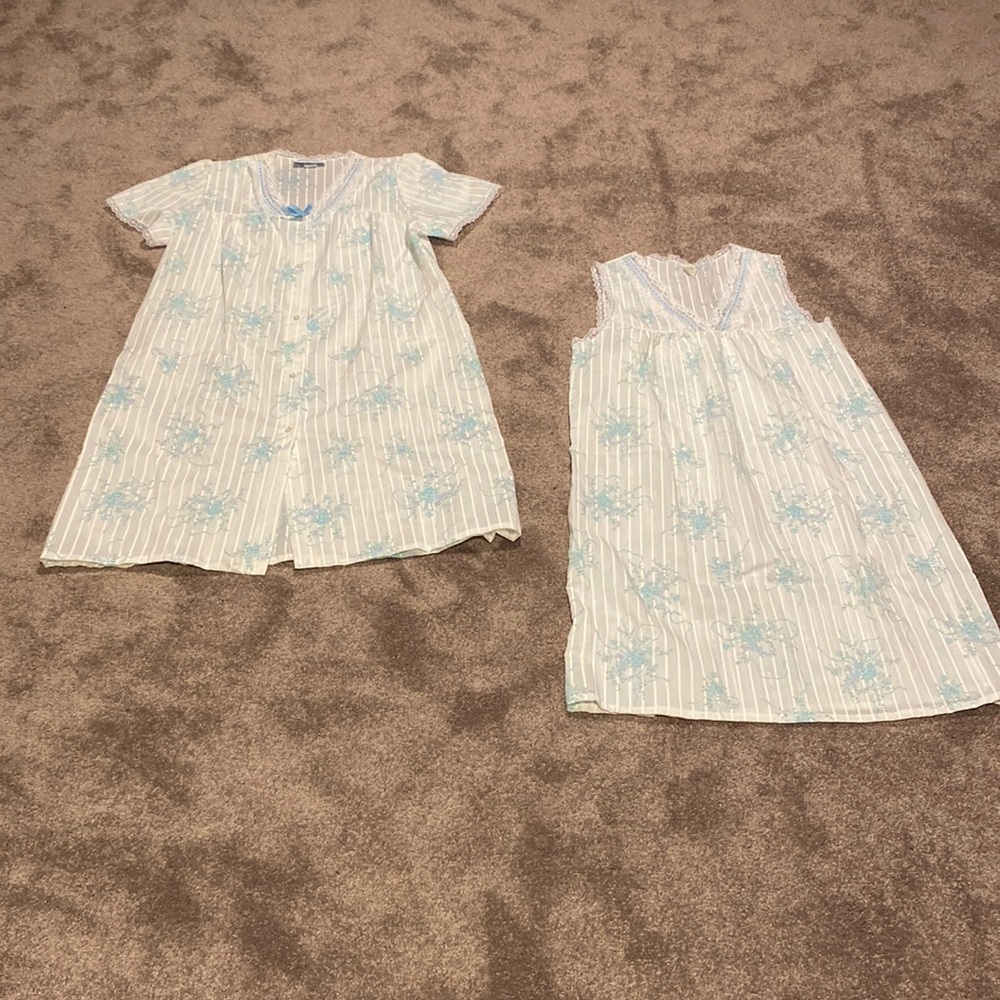 Vintage Night Time Creations Blue White Floral Two Piece Sleepwear Set SIZE M
